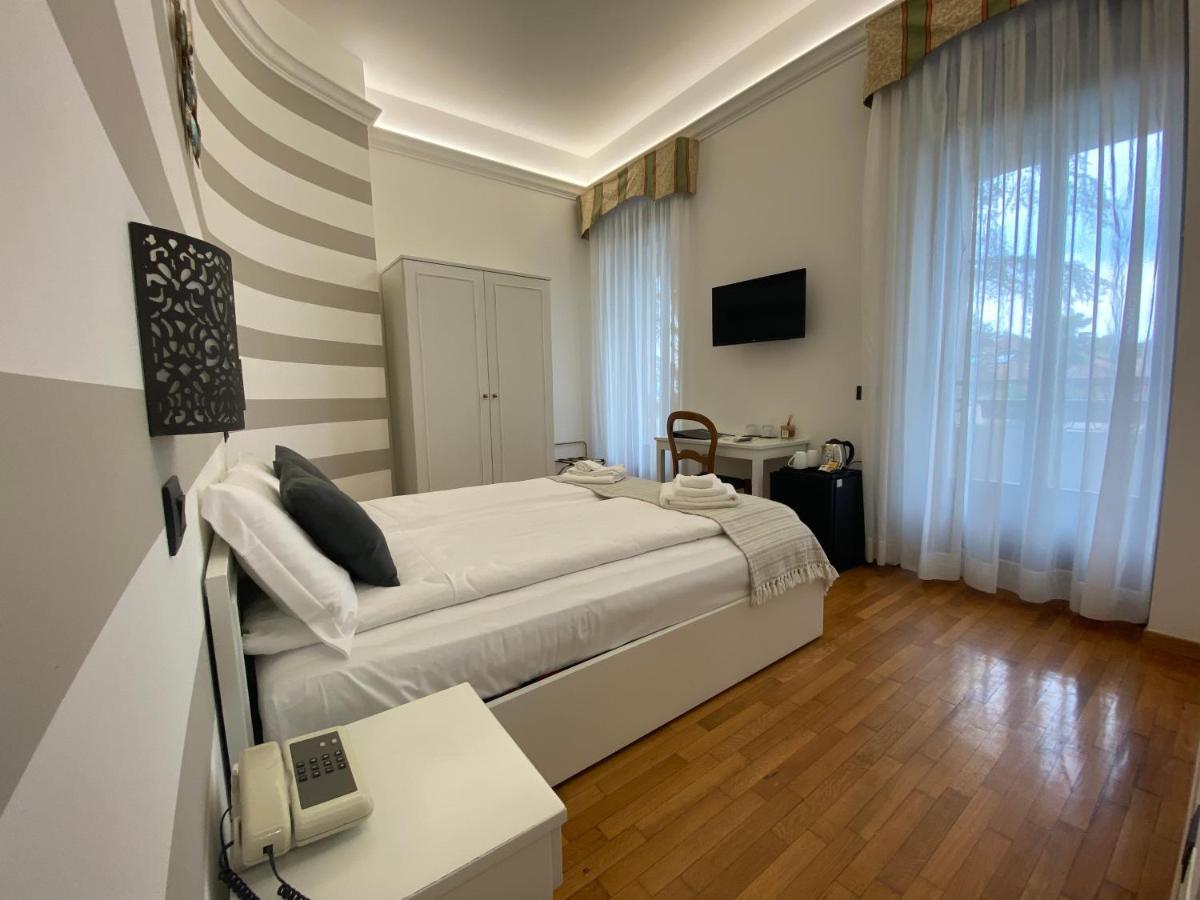 La Fontana Hotel