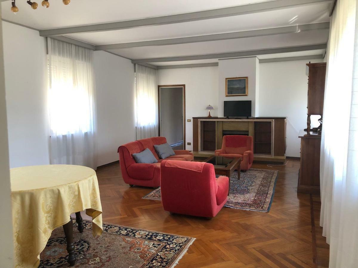 La Fontana Hotel